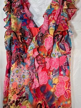 Bisou Bisou Multicolor Floral Ruffle V-Neck Tunic